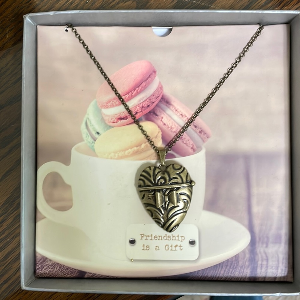 Demdaco Necklace